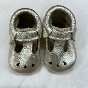 Freshly Picked Platinum Soft Sole Mary Jane